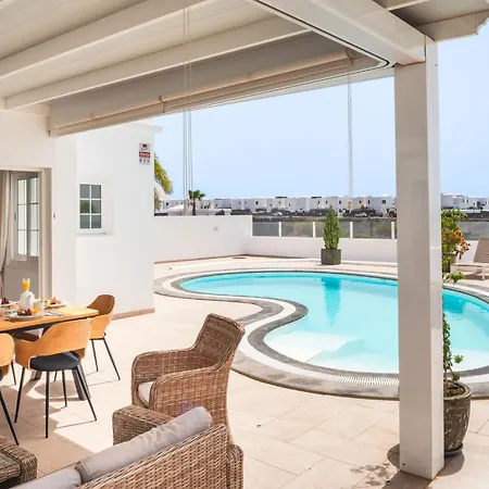 Villa Alay By Buenavilla